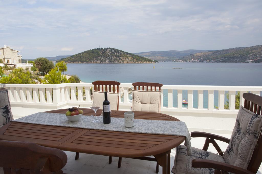 Villa Perun Ražanj Exteriör bild
