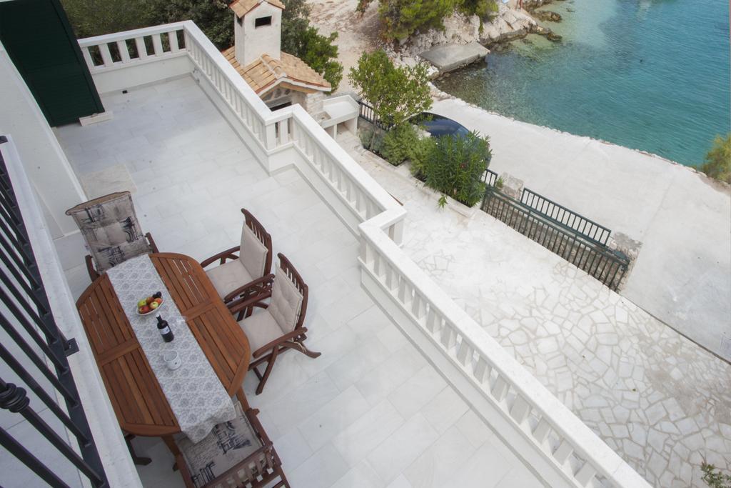 Villa Perun Ražanj Exteriör bild